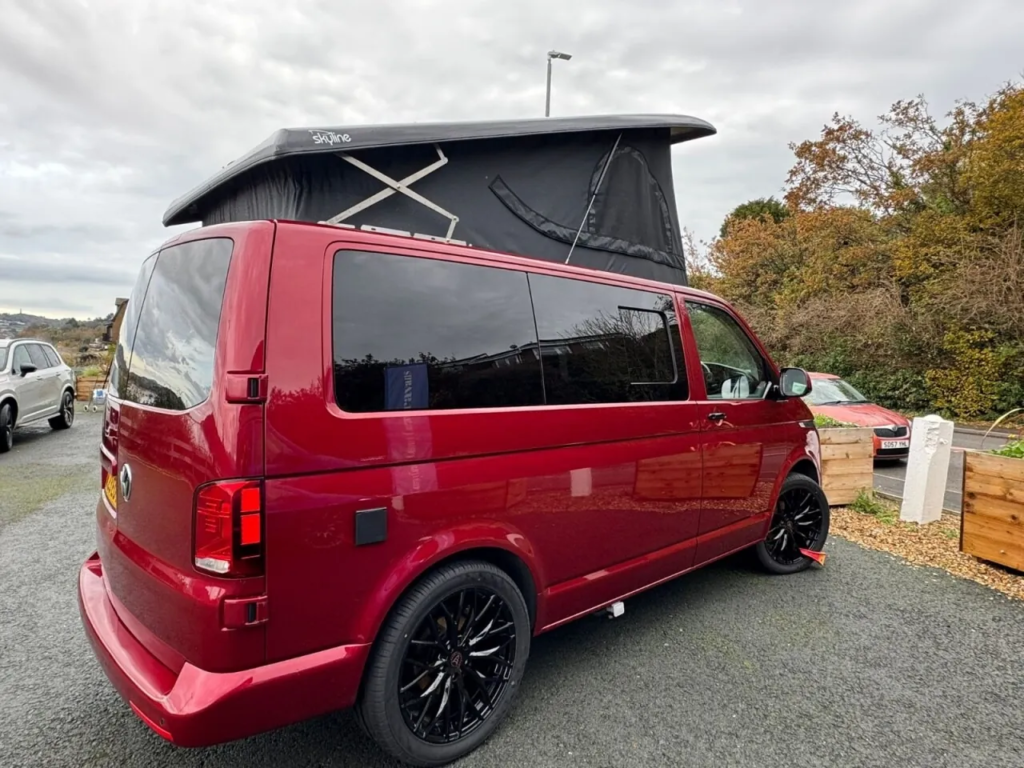 campervan set2 03 1280.webp