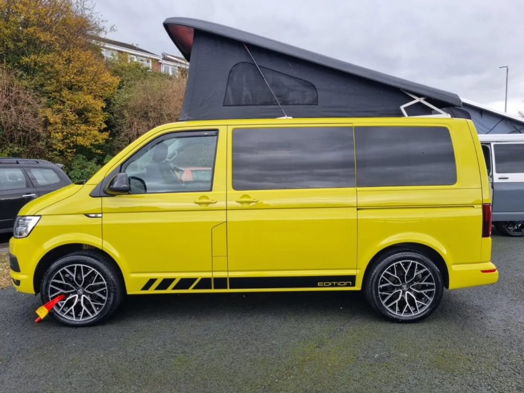 campervan yellow 05 1280.webp