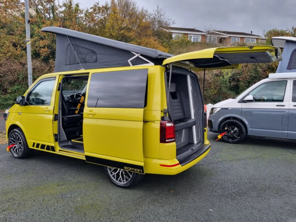 campervan yellow extra 01 1280.webp